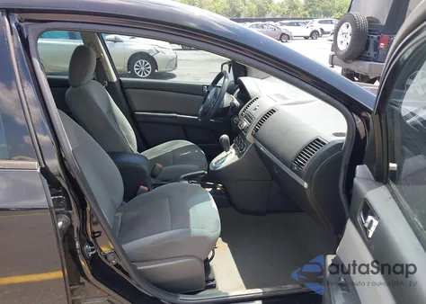 2011 Nissan Sentra 2.0Sr z USA, uszkodzony, nr VIN 3N1AB6AP2BL701404